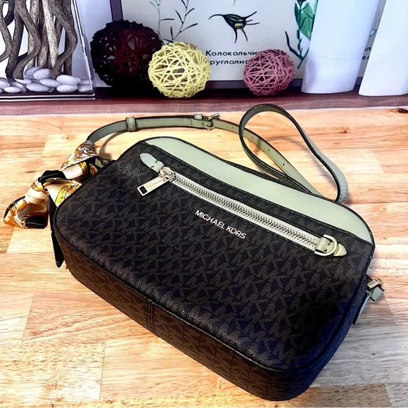 Michael Kors Jet Set Brown & Sage Green Signature Crossbody Bag - Picture 6 of 15